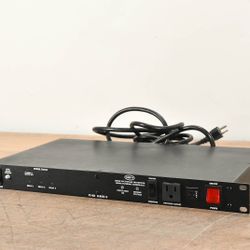 Furman PS-8R 8-outlet Power Conditioner & Sequencer