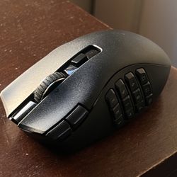 Razer Naga V2 Hyper speed