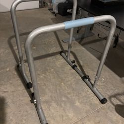 Adjustable Dip Bars – Excellent Condition