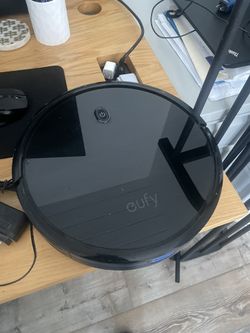 Eufy Robovac 