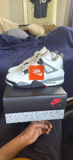 Jordan retro 4 white cement size 10 w/receipt