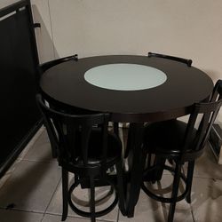 Bar Table Set With Rotating Glass Center And 4 Bar Stools