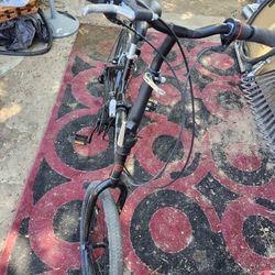 Bike ADVENTURER20INCH FOLDING VERY GOOD TIRES AND NEW TUBES WORK PERFECT 