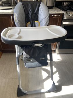 Highchair - Graco 
