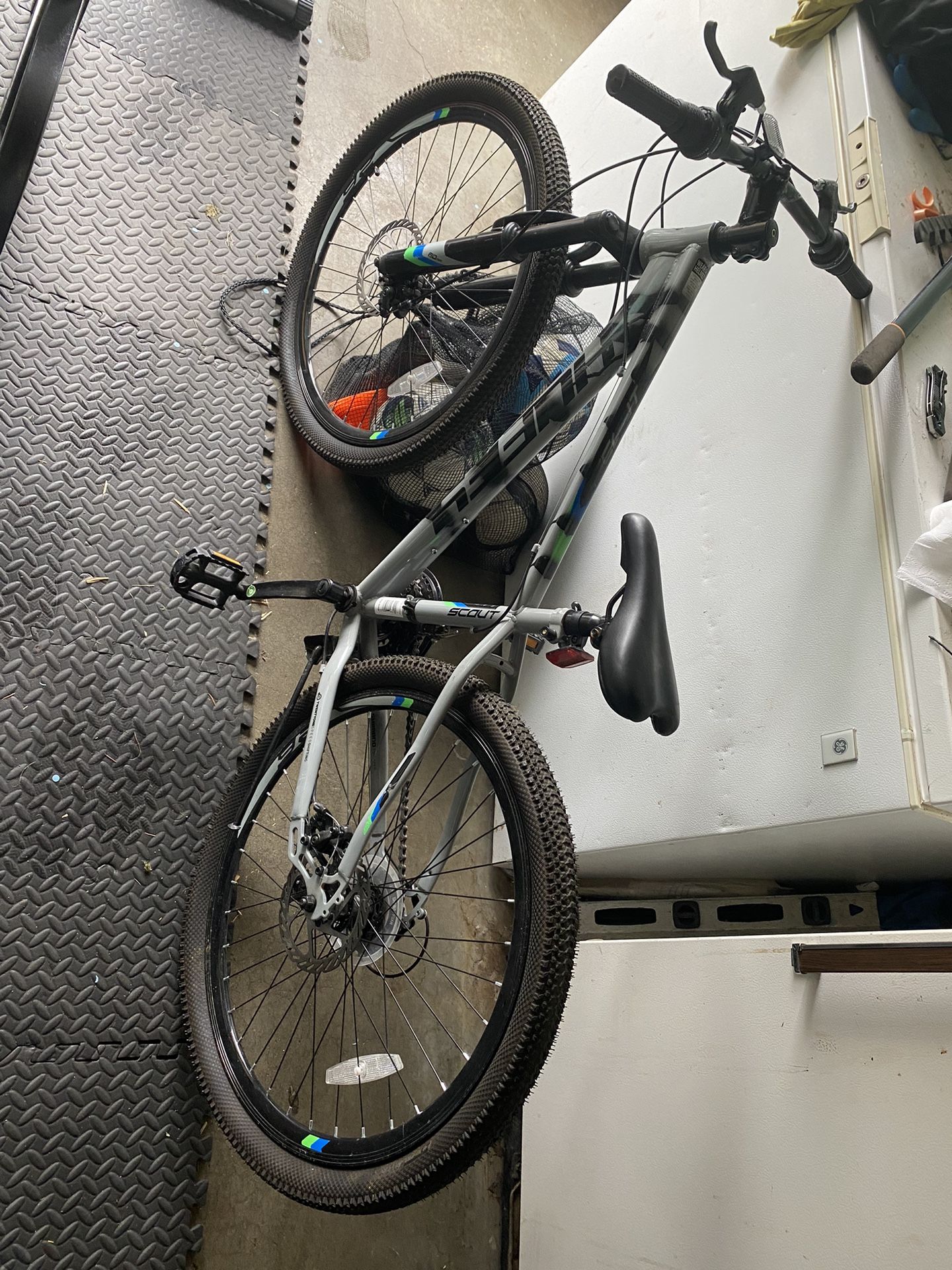 Has Some Little Problems But Works Really Great