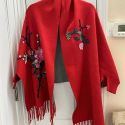 Embroidery Shawl With Sleeve 