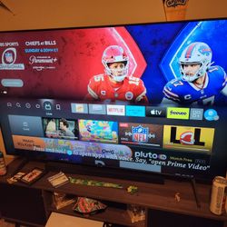 Samsung 70" Smart TV 