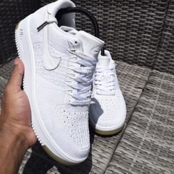 Nike AF1 Flyknit Low