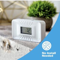 First Alert CO710 Carbon Monoxide Detector with 10-Year Battery and Digital Temperature Display
