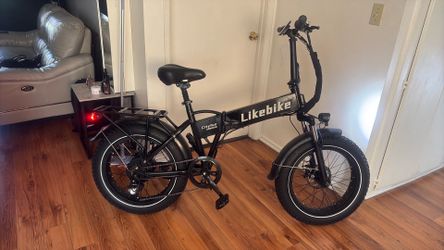 Like new   Likebike   This the brand   Is Spenser bike  l paid like a 1.100