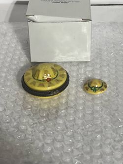 Vintage LIMOGES STYLE Yellow Hand Painted Sun Hat Trinket Box Lillian Vernon