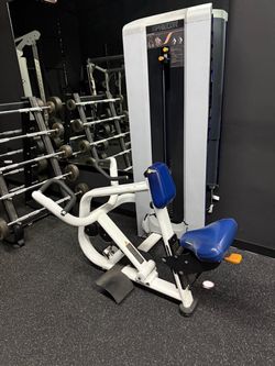 Precor Commercial Seated Row – $1,099
