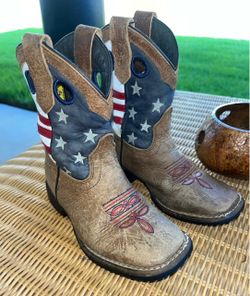 Children’s J.B Dillon patriotic cowboy boots youth size 9.5