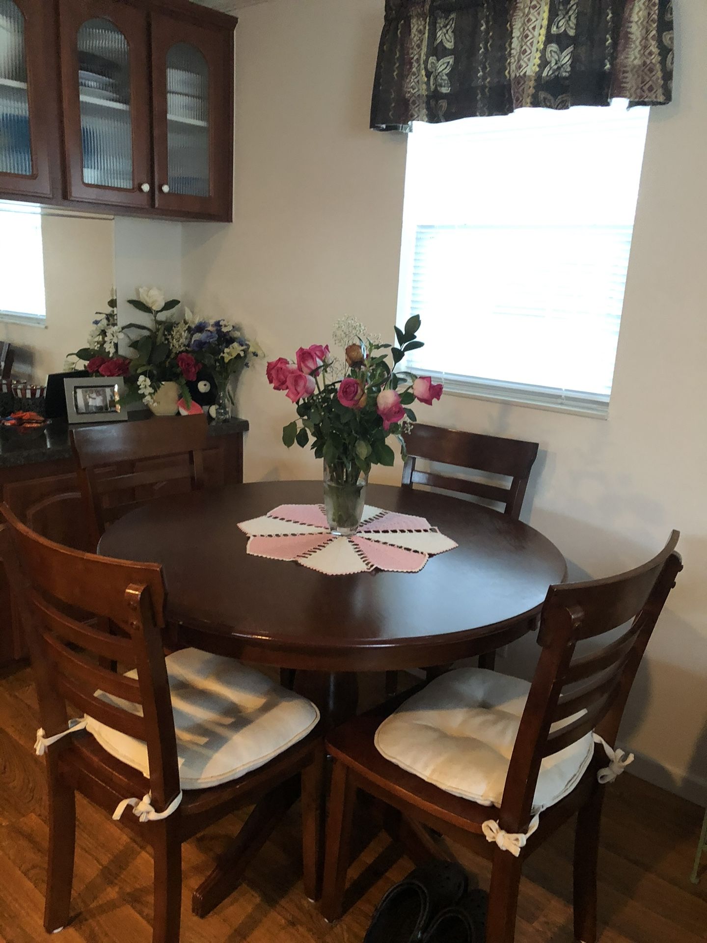 2013 Park Model includes 2003 golf cartlocated in Dade City, FL