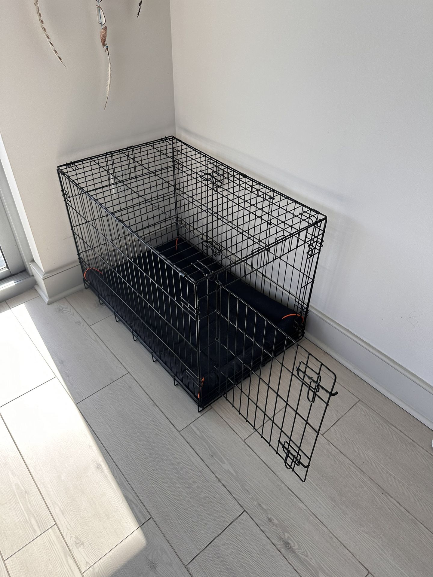 Dog Collapsible Cage With Floor Mat Like New
