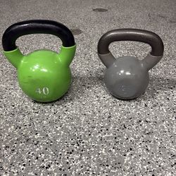 Kettlebells 40/25lb