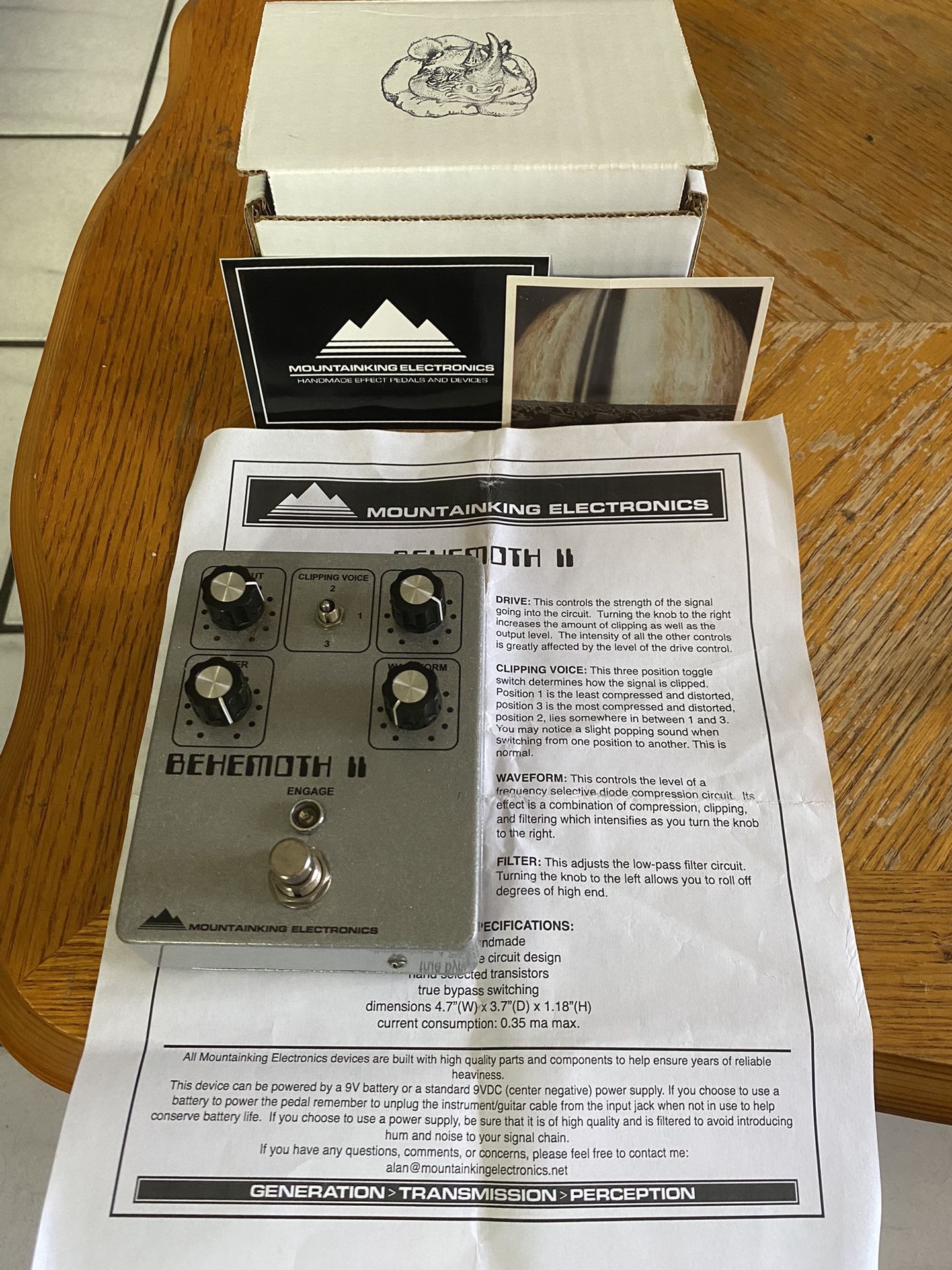 Mountainking Electronics Behemoth Bass Overdrive/Preamp