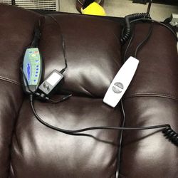 Hi Lift, Heated, Recliner Like New