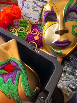 Mardi Gras party stuff