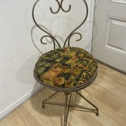 Swivel Vanity Chair