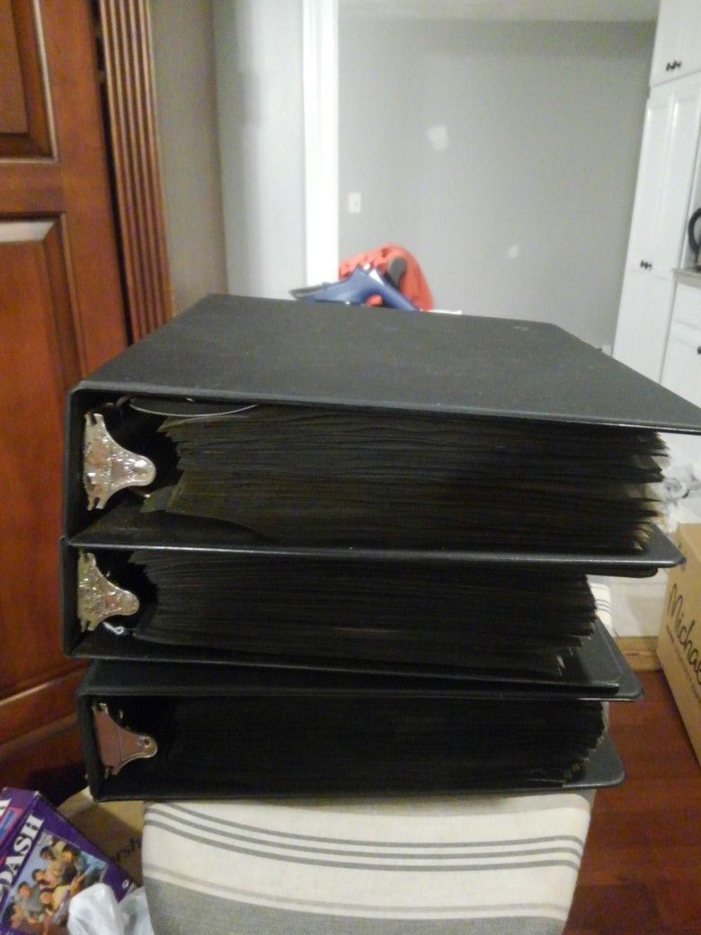 Tegestology! Three Books Filled With 300 Rare Beer Coaster