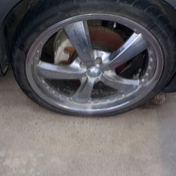 2005 Cadillac Parts , Rims 20’s, Car As Is !