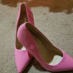 Women's 7.5" Gloss Hot Pink High Heels