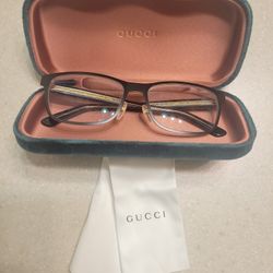Gucci Frame Reading Glasses.  Comes with Original Case