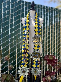 Graduation Lei / Lei De Graduacion 