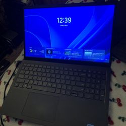 Dell Inspiron 15