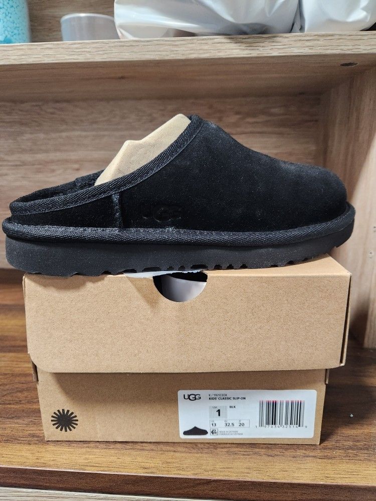 Uggs Kids Slip On