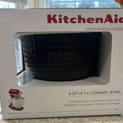 KitchenAid 5qt Black Studded Ceramic Bowl
