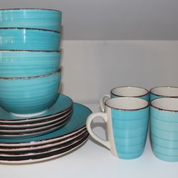 Set of 4 (16 pc) Royal Norfolk Turquoise Stoneware Mug Plates Bowls Dinnerware