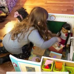 Our Generation Large School House/classroom