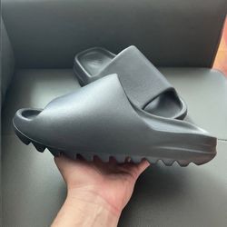 Black Yeezy Slides  Size 9