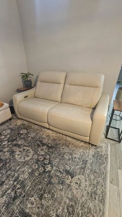 Rooms to go set