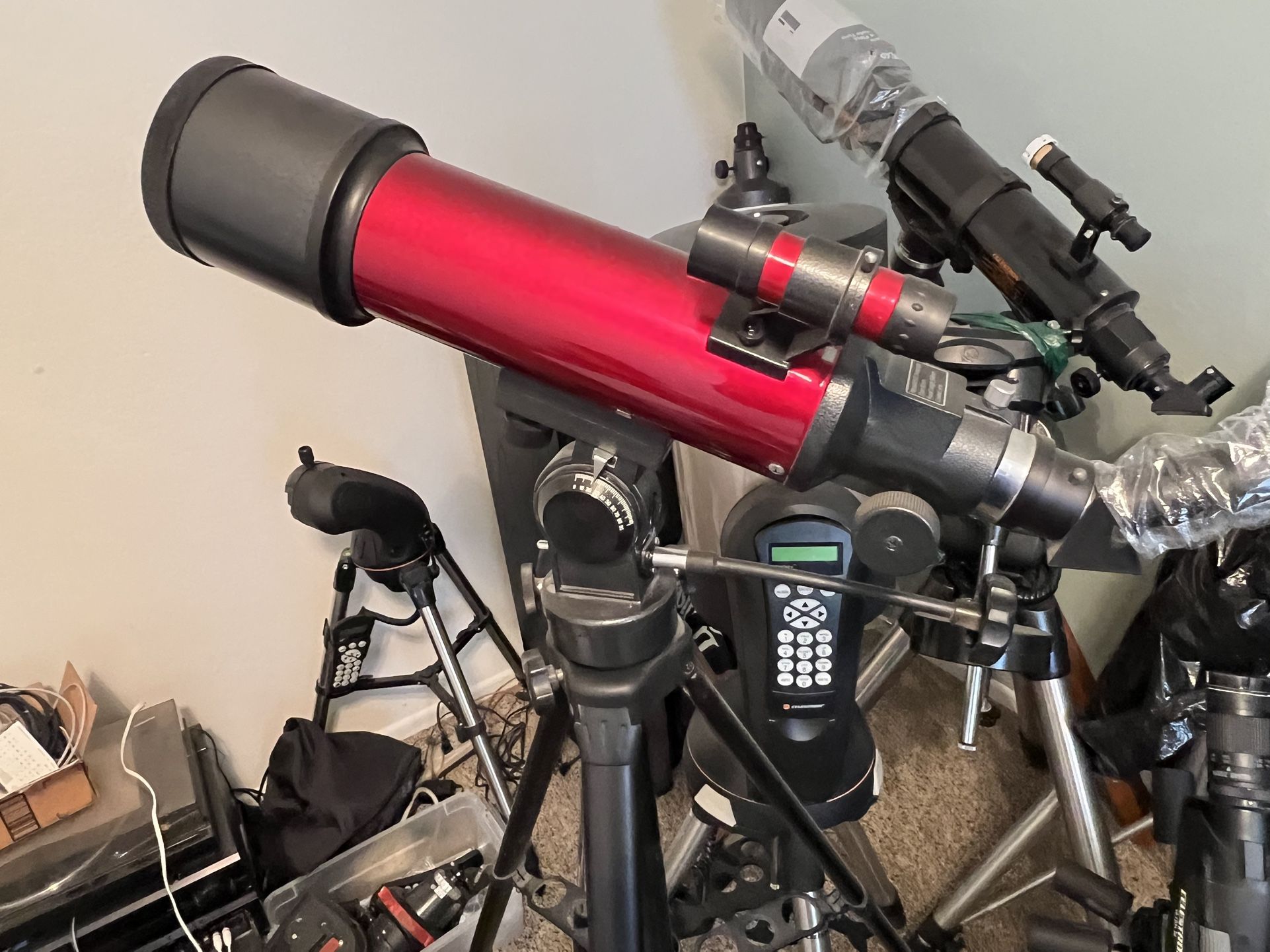 Orion 80mm Telescope With Alt Az Tripod