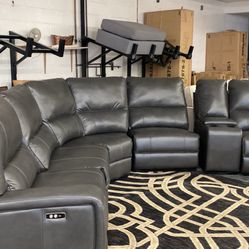 New Power Recliner Sectional Couch / Free Delivery 