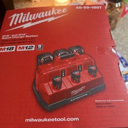 M12 and M18 12-Volt/18-Volt Lithium-Ion Multi-Voltage 6-Port Sequential Rapid Battery Charger (3 M12 and 3 M18 Ports)