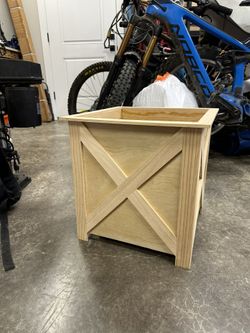 Wood Planter Box 