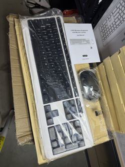 2.4G Wireless Keyboard and Mouse Combo