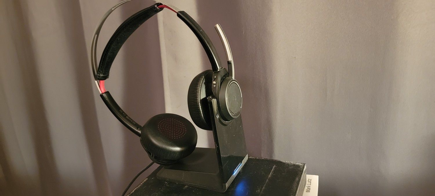 PLANTRONICS Focus Bluetooth Headset