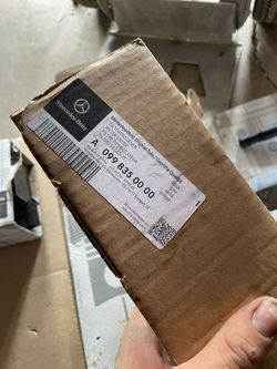 A 099 835 00 00