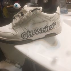 off white sneakers willing to trade ‼️