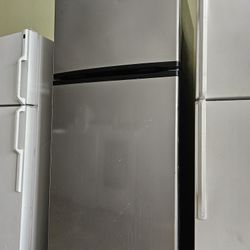 Amana Refrigerator Working Perfectly Fine Very Clean Super Capacity I Can Deliver To You 90 Days Warranty 