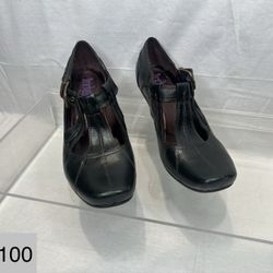 Indigo by Clarks leather T-strap heels