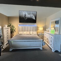 4PC King Bed Set Gray