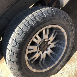 Rims And Tires 275/65/20