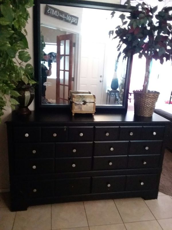 Beautiful Black Mirrored Dresser For Sale In Bakersfield Ca Offerup