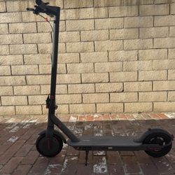 Electric scooter